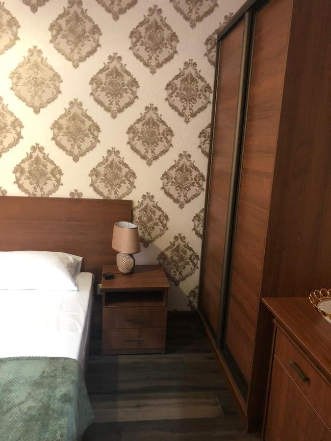 Гостевой Дом Siella Hotel Sukhumi Bagian luar foto