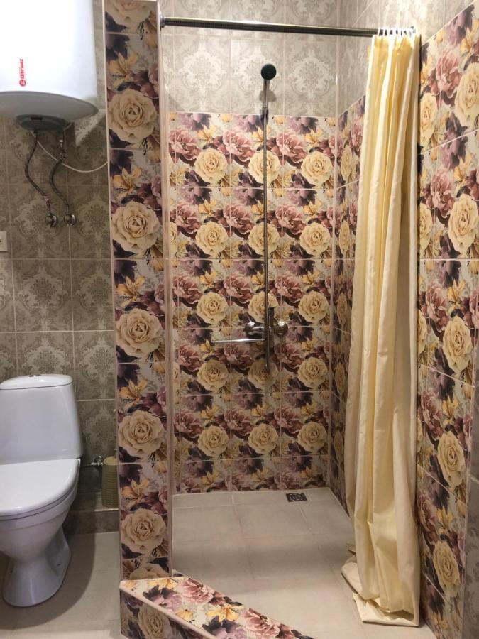 Гостевой Дом Siella Hotel Sukhumi Bagian luar foto